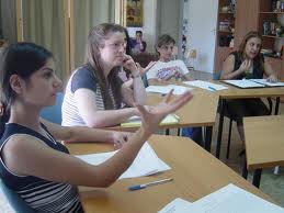 sign language students.jpg